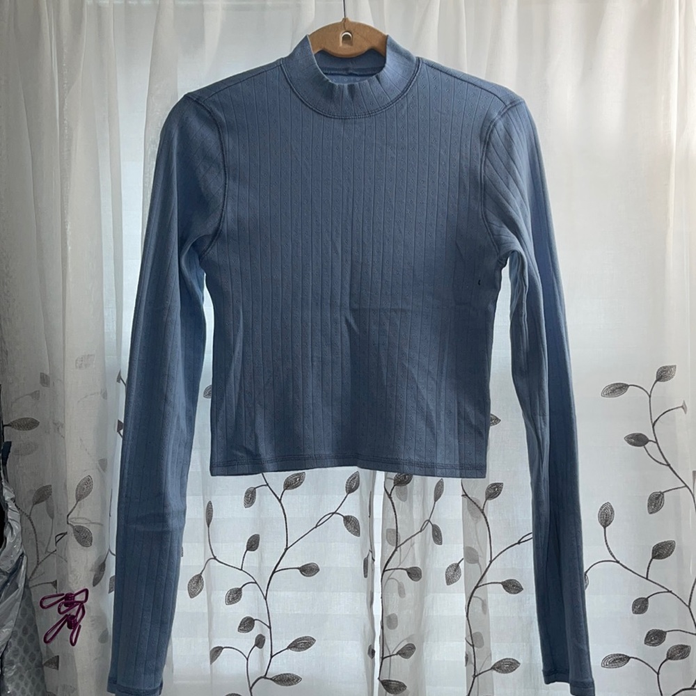 New American Eagle Outfitter  Long Sleeve Shirt Size Large